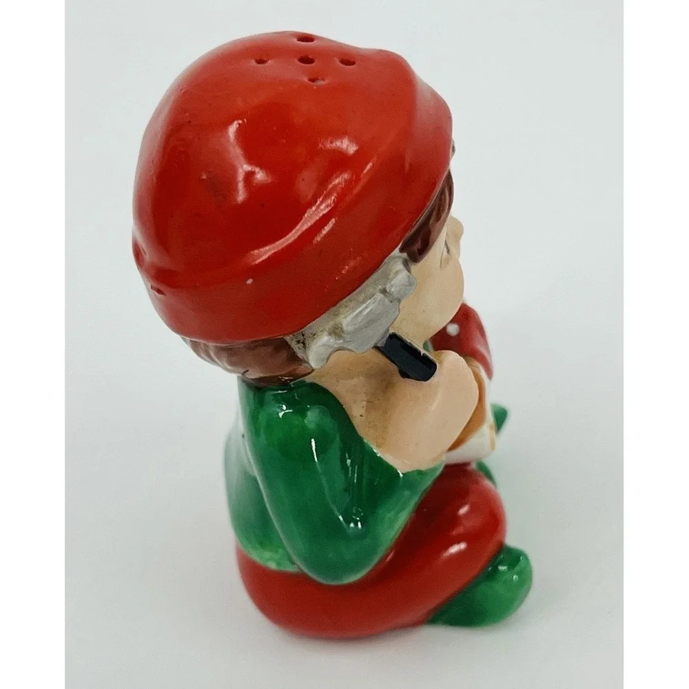 Vintage Avon 1983 Ceramic Boy Girl Elf Christmas Salt and Pepper Shakers